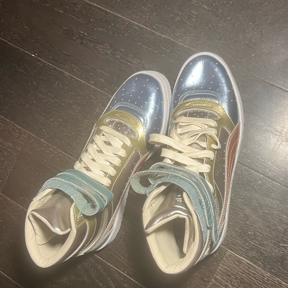 Brand new Puma sneakers - Picture 2 of 3